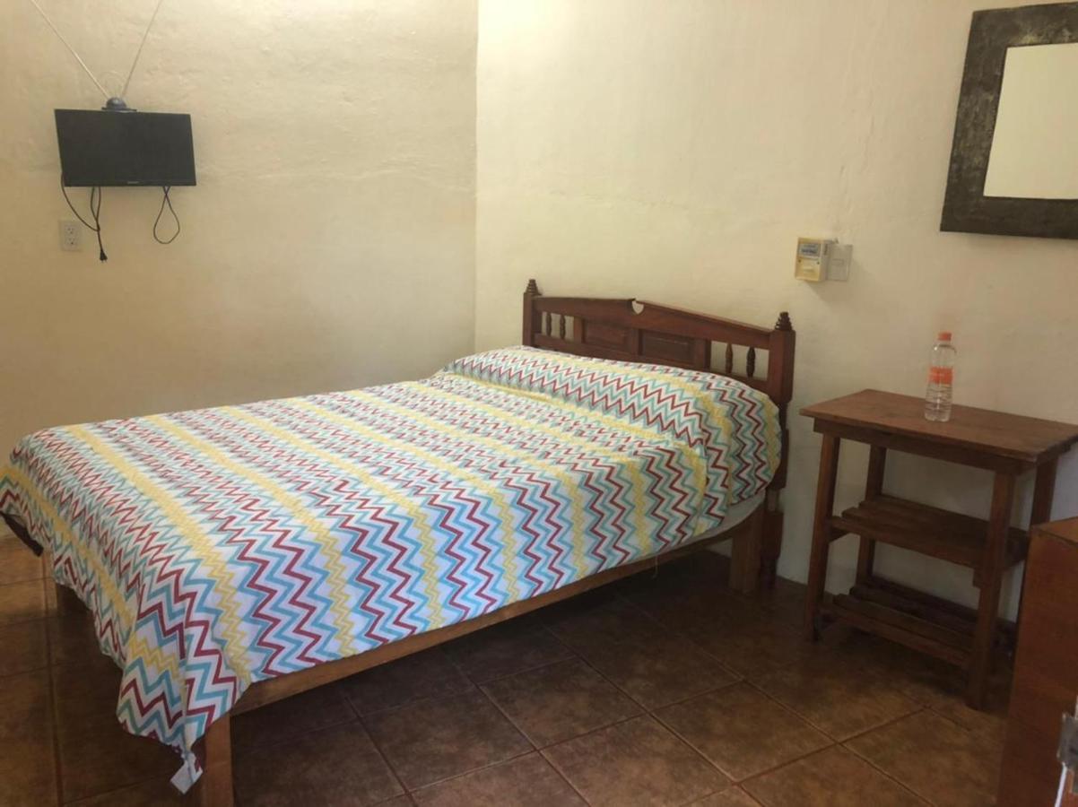 Hotel Posada Playa Manzanillo Пуерто Ескондидо Екстериор снимка