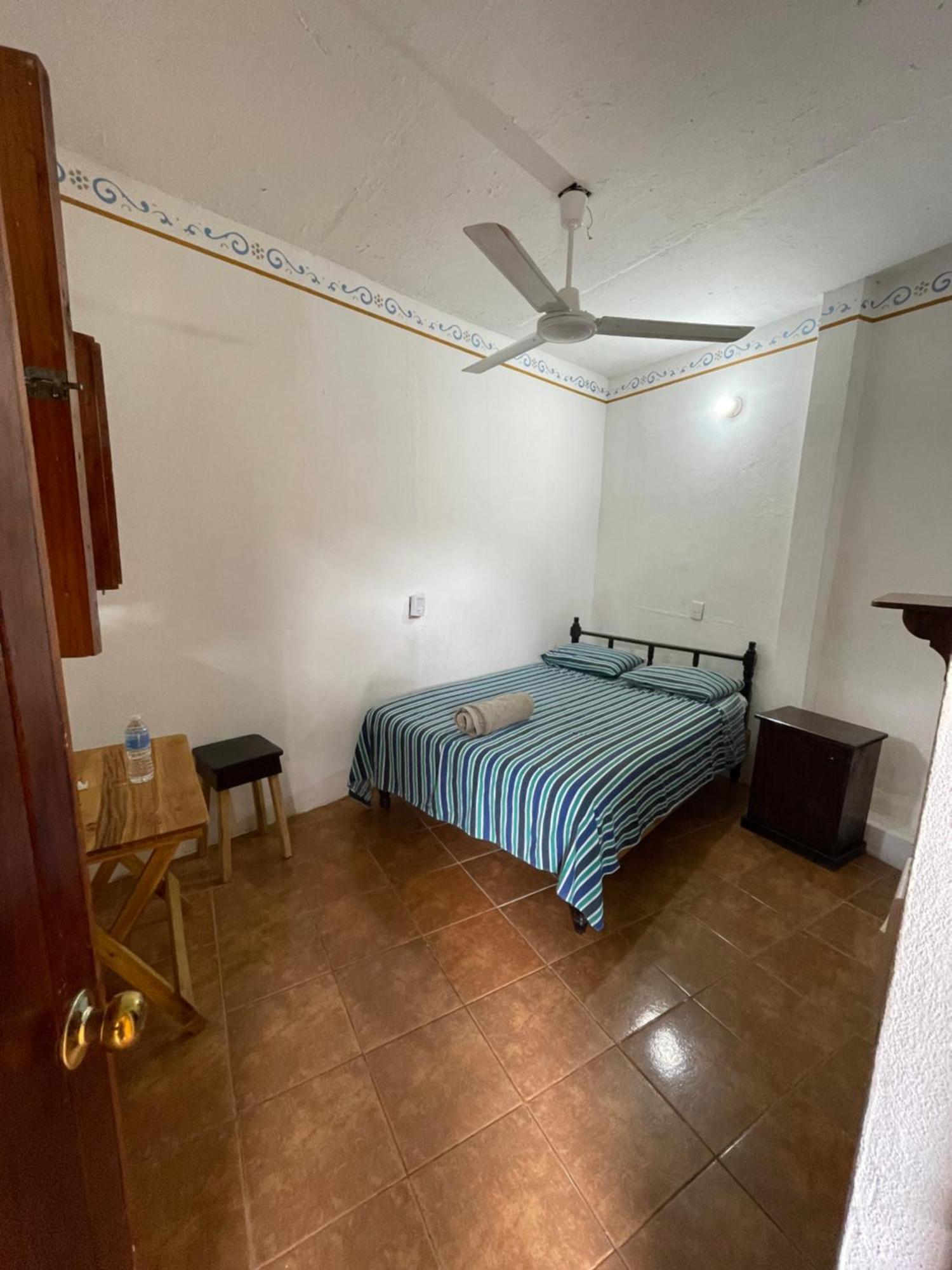 Hotel Posada Playa Manzanillo Пуерто Ескондидо Екстериор снимка